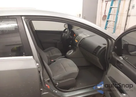 2008 Nissan Sentra 2.0 z USA, uszkodzony, nr VIN 3N1AB61E68L731321